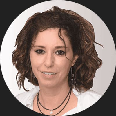 ד"ר אסתי הרשקוביץ – כהן, מנתחת פלסטית בכירה ב-ASTRA MEDICAL